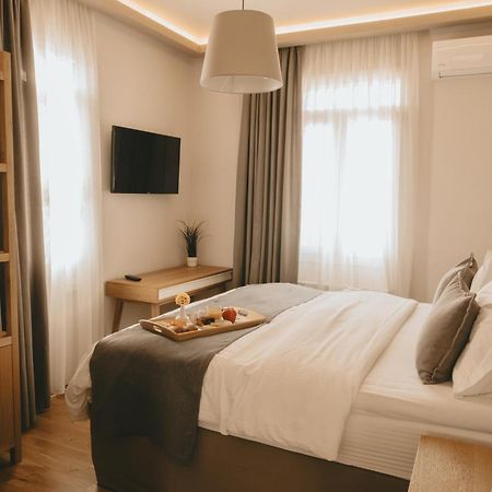 Giardino High Living Suites Drama Exterior photo
